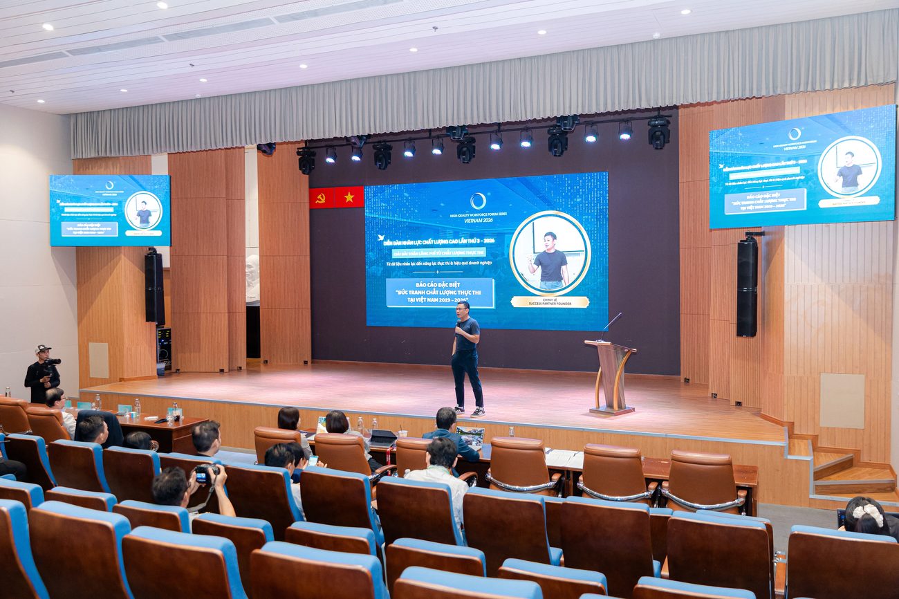 Trình bày tại diễn đàn